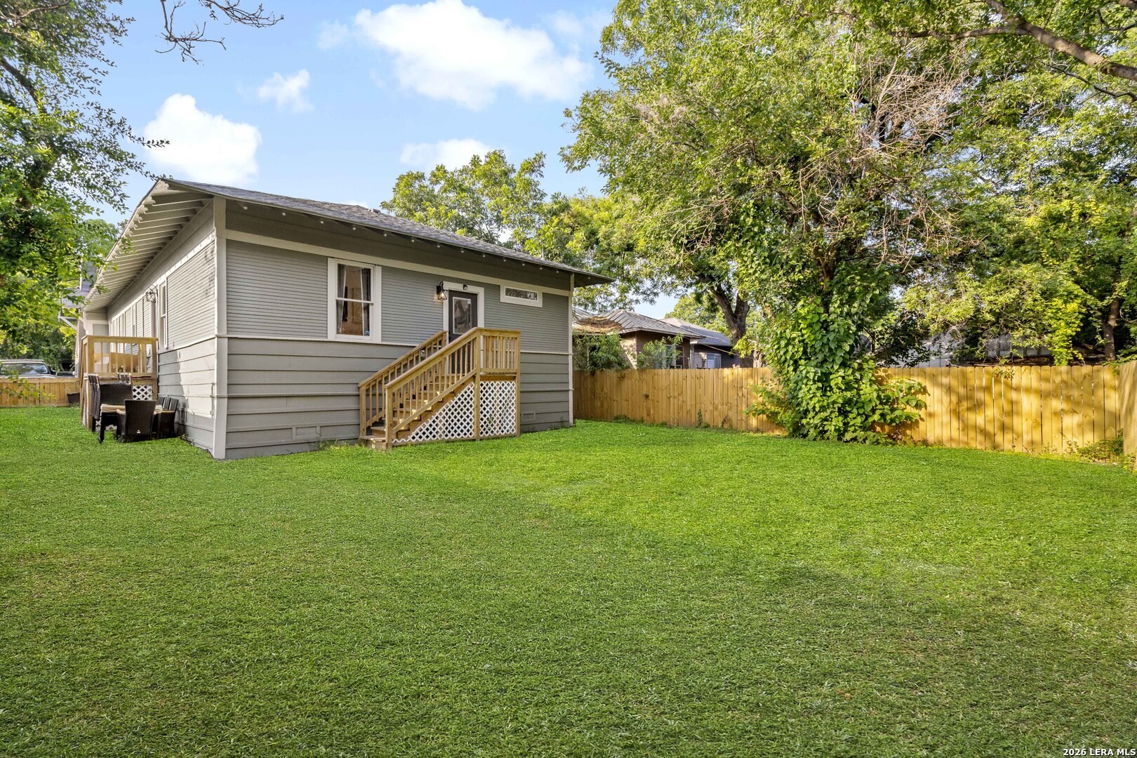 506 E Evergreen Street San Antonio TX 78212