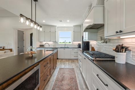 9974 Hidden Pond Drive Iola TX 77861