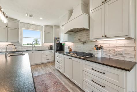 9974 Hidden Pond Drive Iola TX 77861