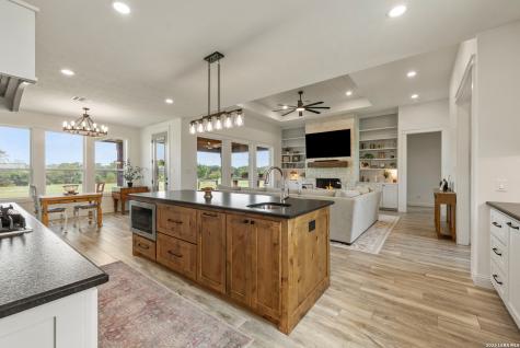 9974 Hidden Pond Drive Iola TX 77861