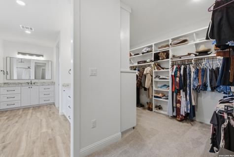 9974 Hidden Pond Drive Iola TX 77861