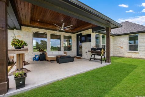 9974 Hidden Pond Drive Iola TX 77861