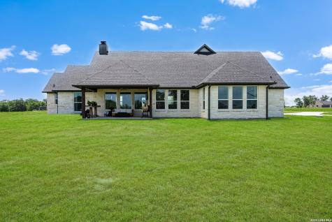 9974 Hidden Pond Drive Iola TX 77861
