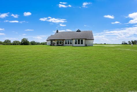 9974 Hidden Pond Drive Iola TX 77861