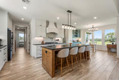 9974 Hidden Pond Drive Iola TX 77861