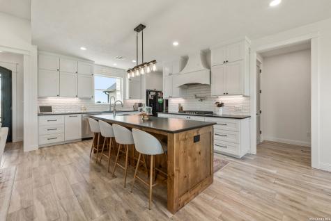 9974 Hidden Pond Drive Iola TX 77861