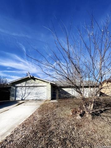 5611 Green Manor Street San Antonio TX 78223