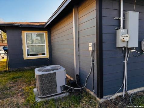 239 Jewell San Antonio TX 78226