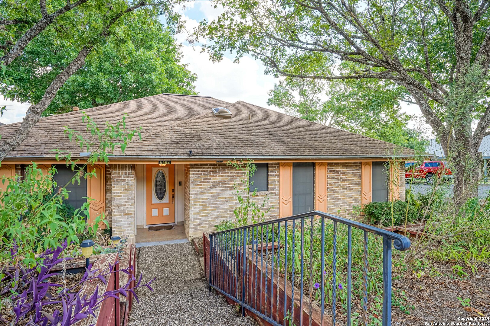 6102 Royal Breeze San Antonio TX 78239