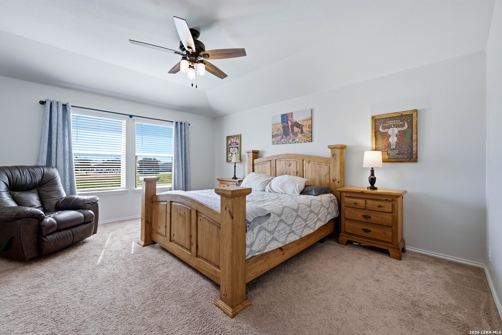 249 Middle Green Loop Floresville TX 78114