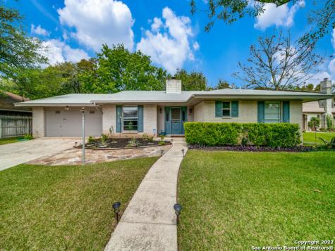2707 Roundleaf Court San Antonio TX 78231