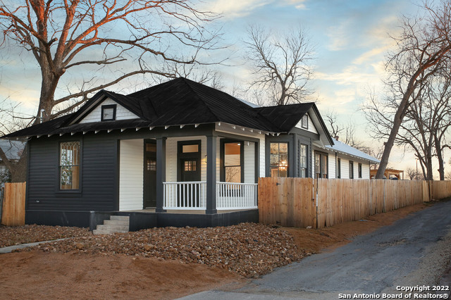 1012 Dawson Street San Antonio TX 78202