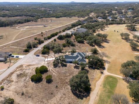 425 George Dolson Blanco TX 78606