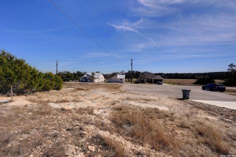 425 George Dolson Blanco TX 78606