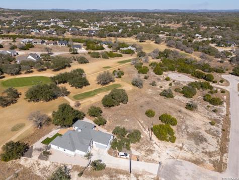 425 George Dolson Blanco TX 78606