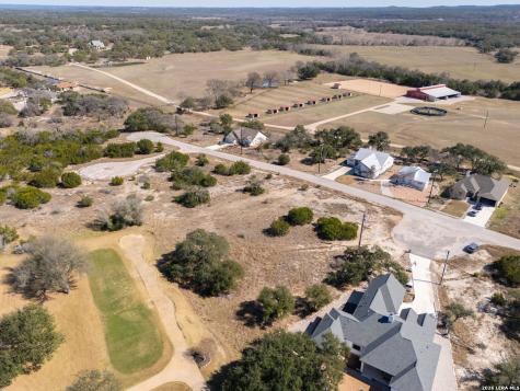 425 George Dolson Blanco TX 78606