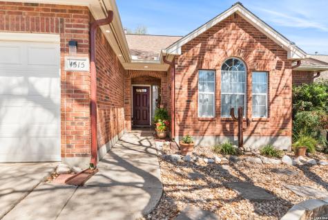 1515 Crescent Woods San Antonio TX 78258