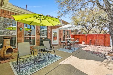 1515 Crescent Woods San Antonio TX 78258
