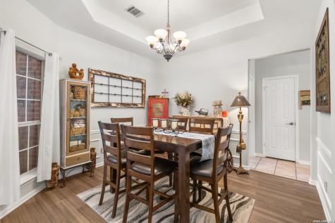 1515 Crescent Woods San Antonio TX 78258