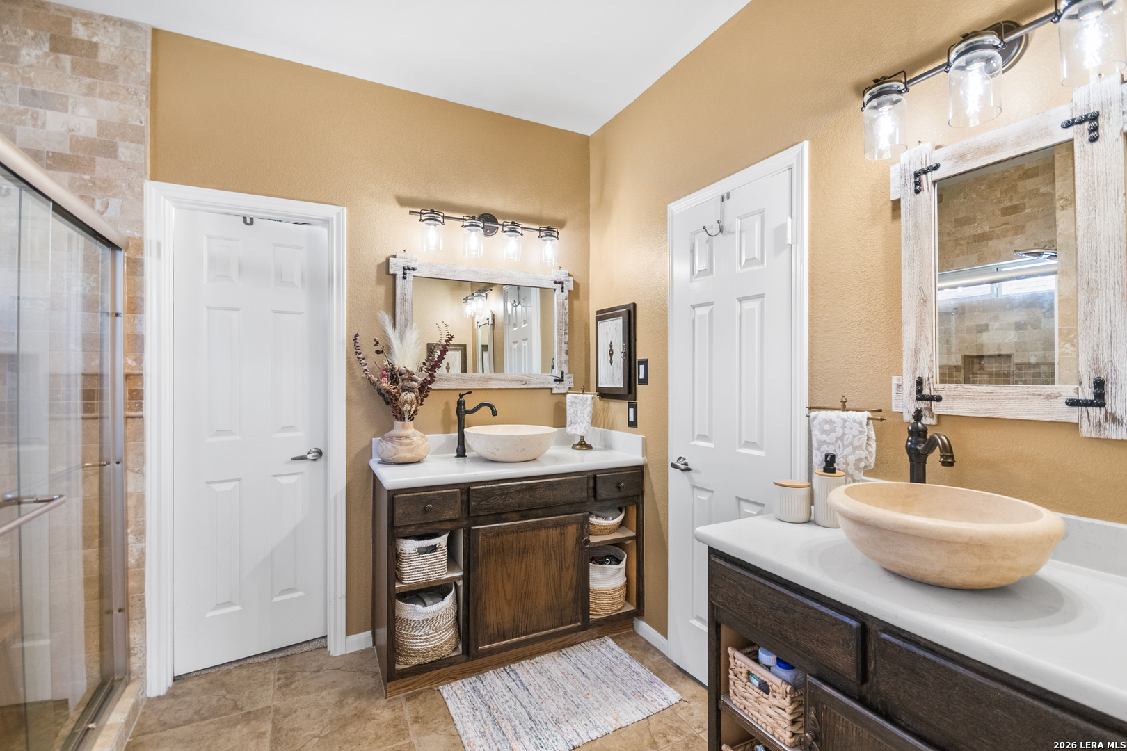 1515 Crescent Woods San Antonio TX 78258