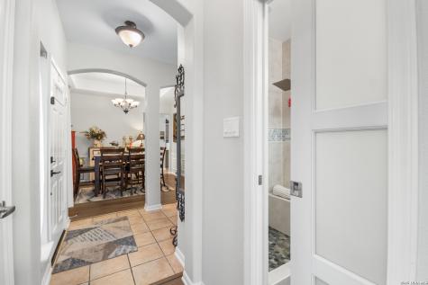 1515 Crescent Woods San Antonio TX 78258