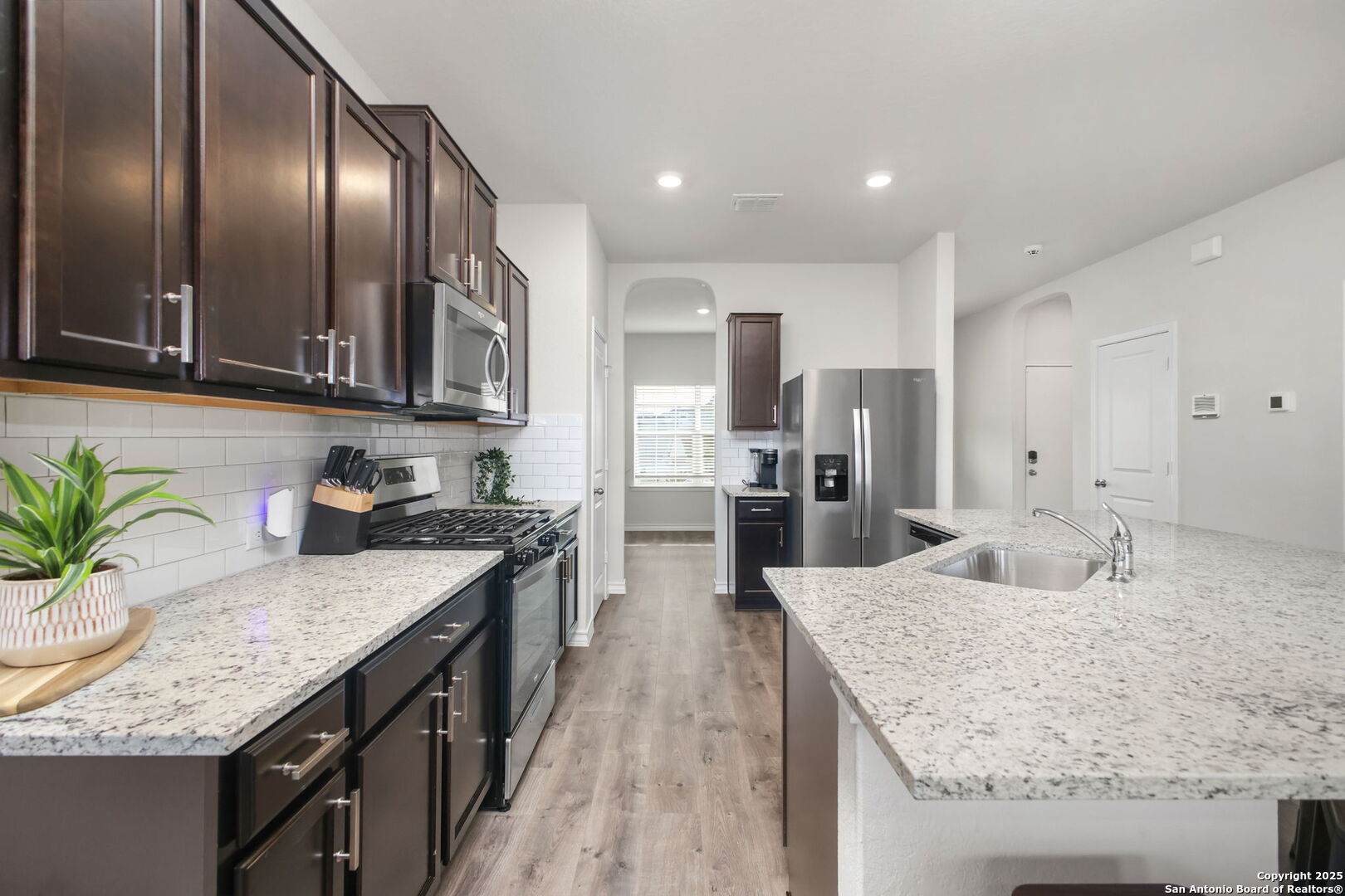 4802 Sulphur San Antonio TX 78253
