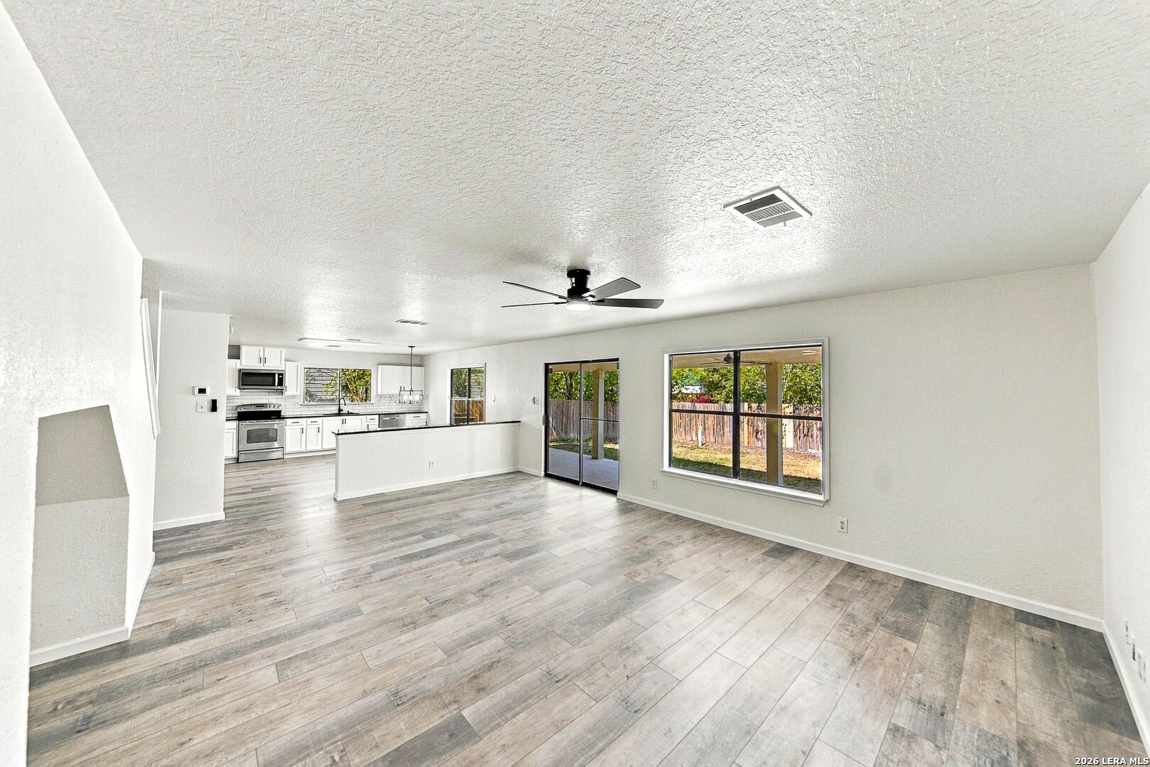 5068 Viking Coral San Antonio TX 78244