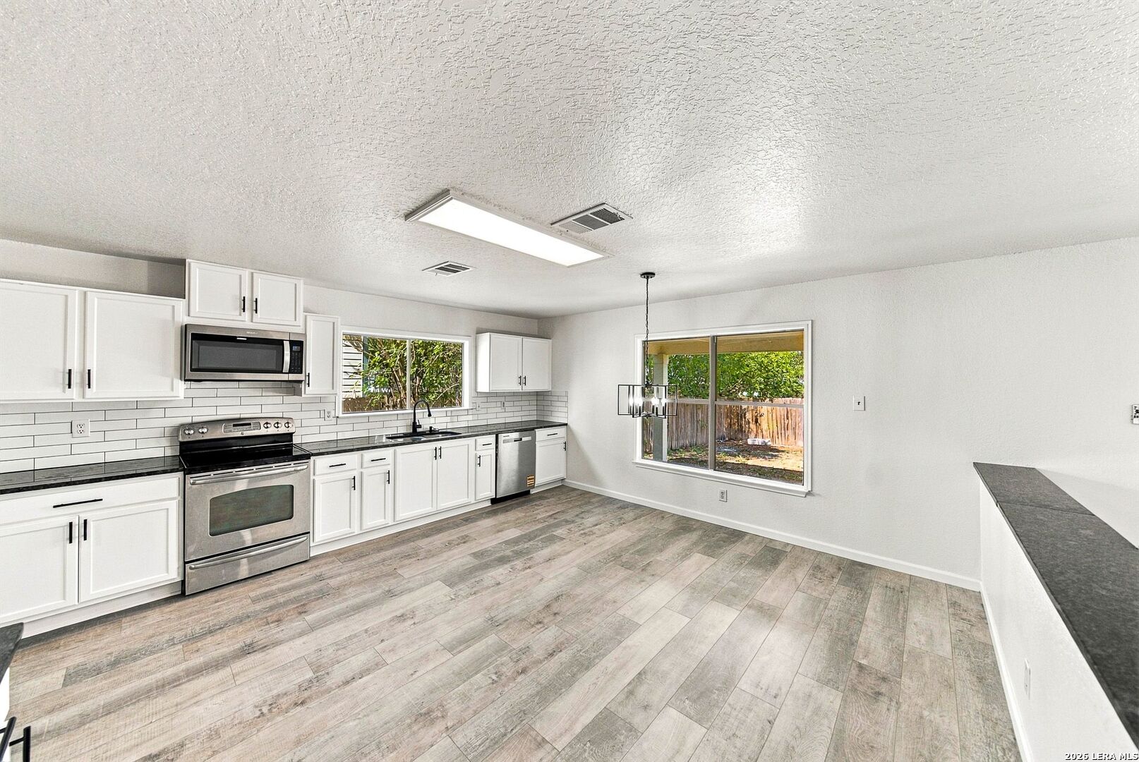 5068 Viking Coral San Antonio TX 78244