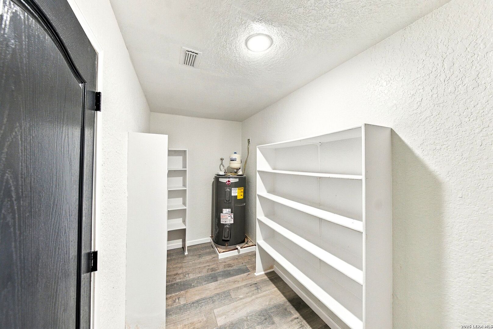 5068 Viking Coral San Antonio TX 78244