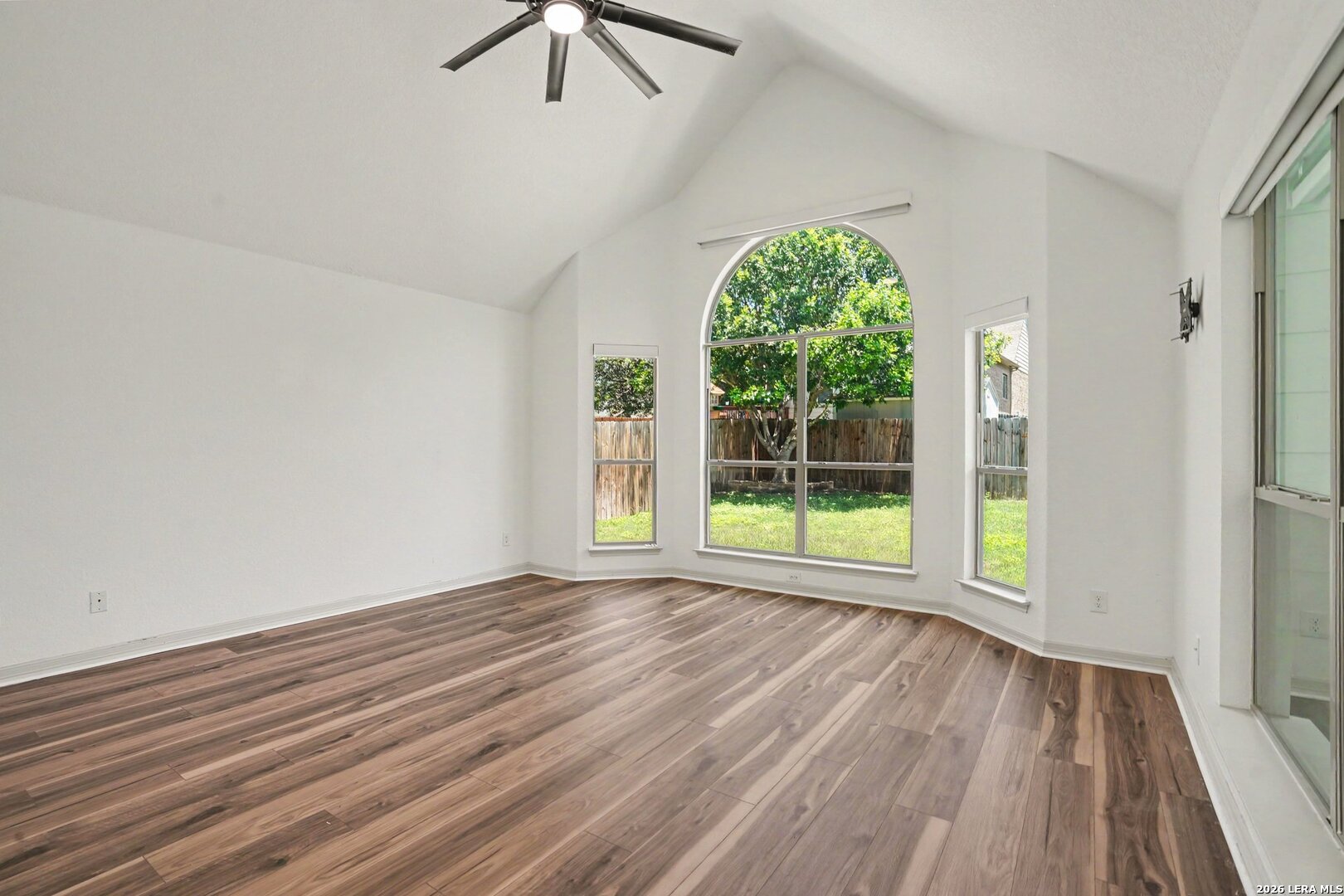 4506 El Bosque San Antonio TX 78253