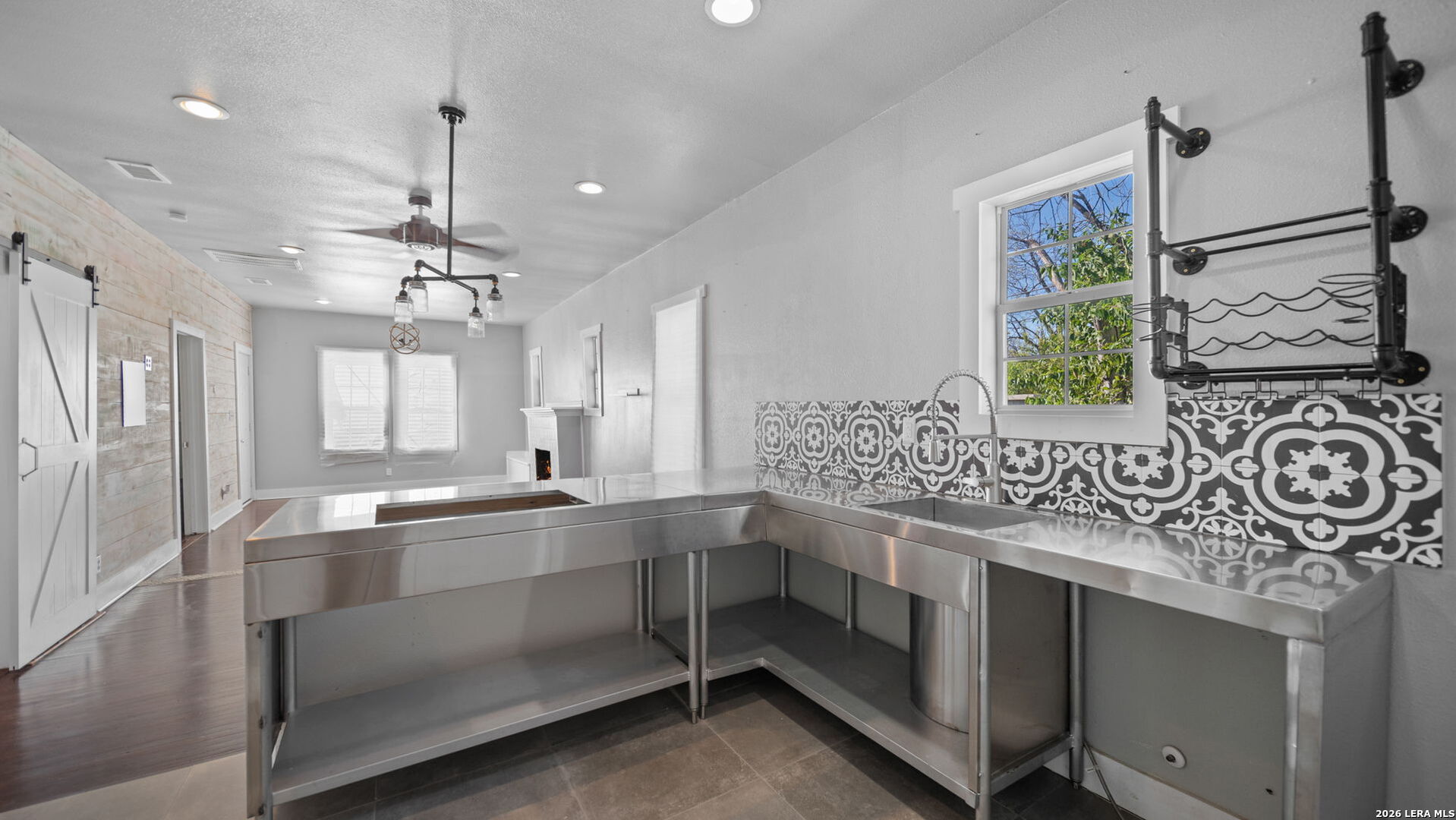 1503 Gibbs San Antonio TX 78202