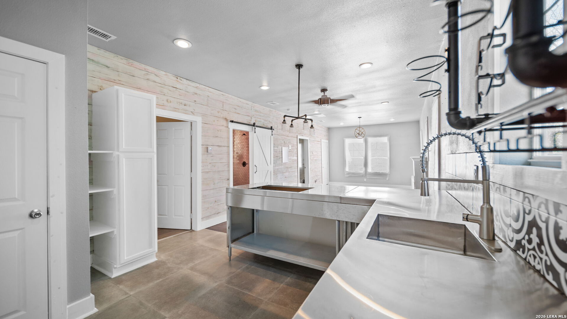 1503 Gibbs San Antonio TX 78202