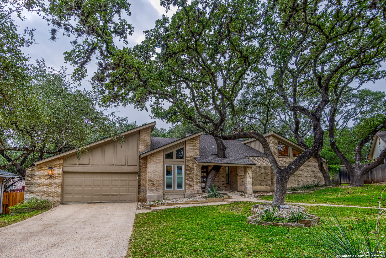 3502 Hunters Sound Street San Antonio TX 78230
