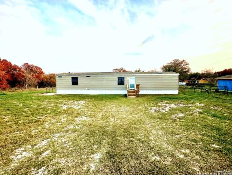 4818 Waterwood Pass Drive Elmendorf TX 78112