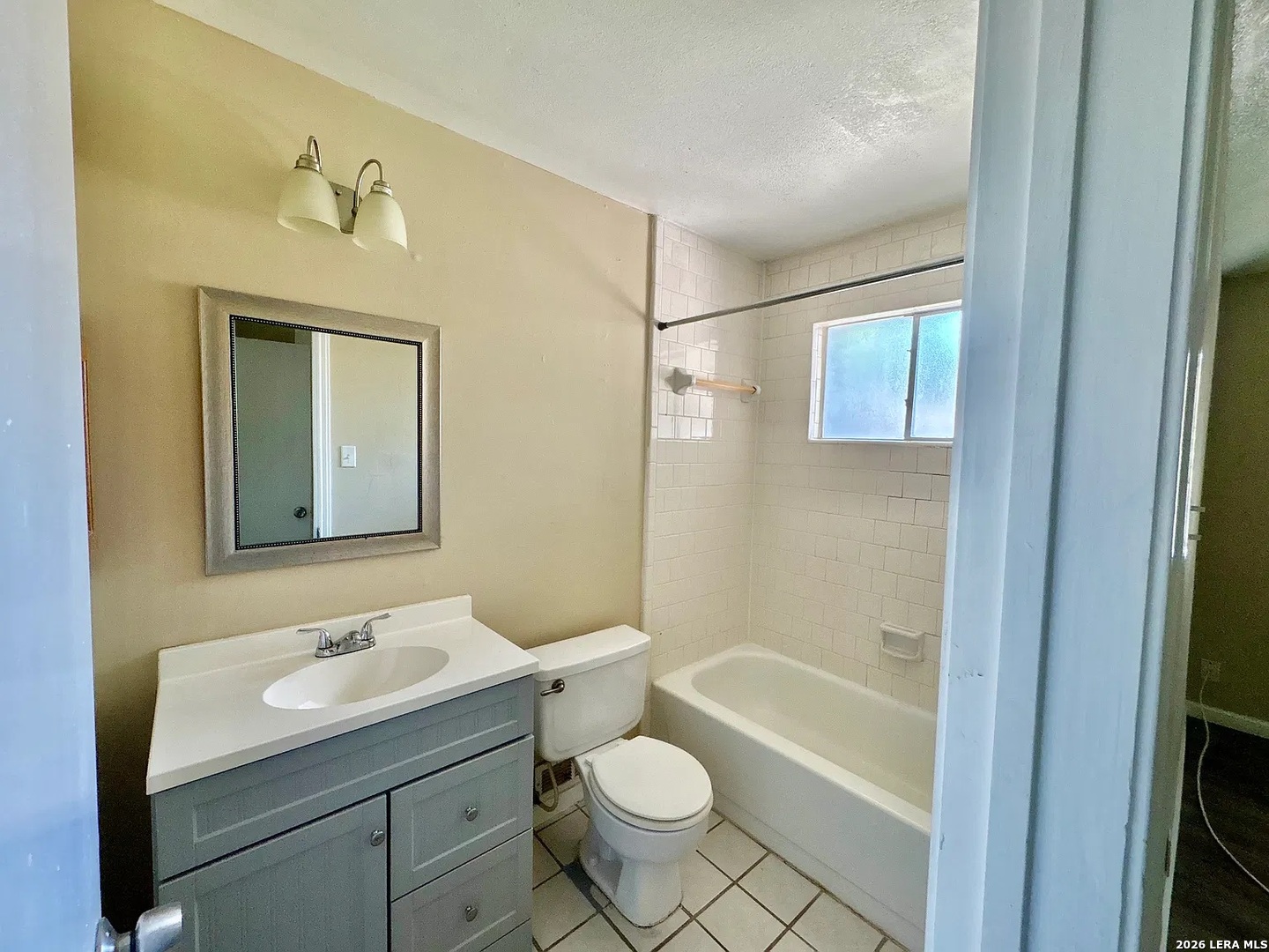 8131 Forest Dawn Live Oak TX 78233