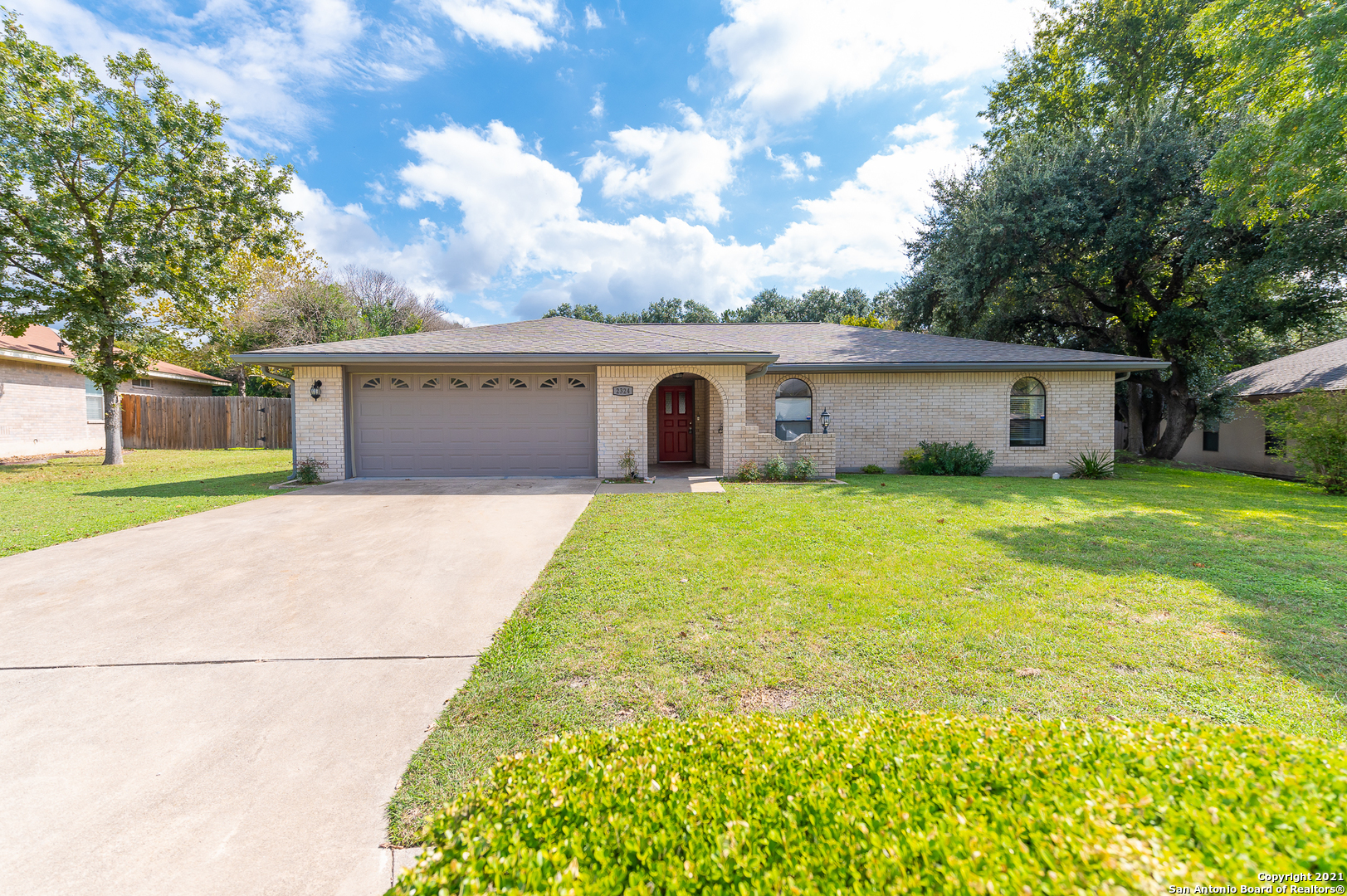 2324 Trails End Kerrville TX 78028