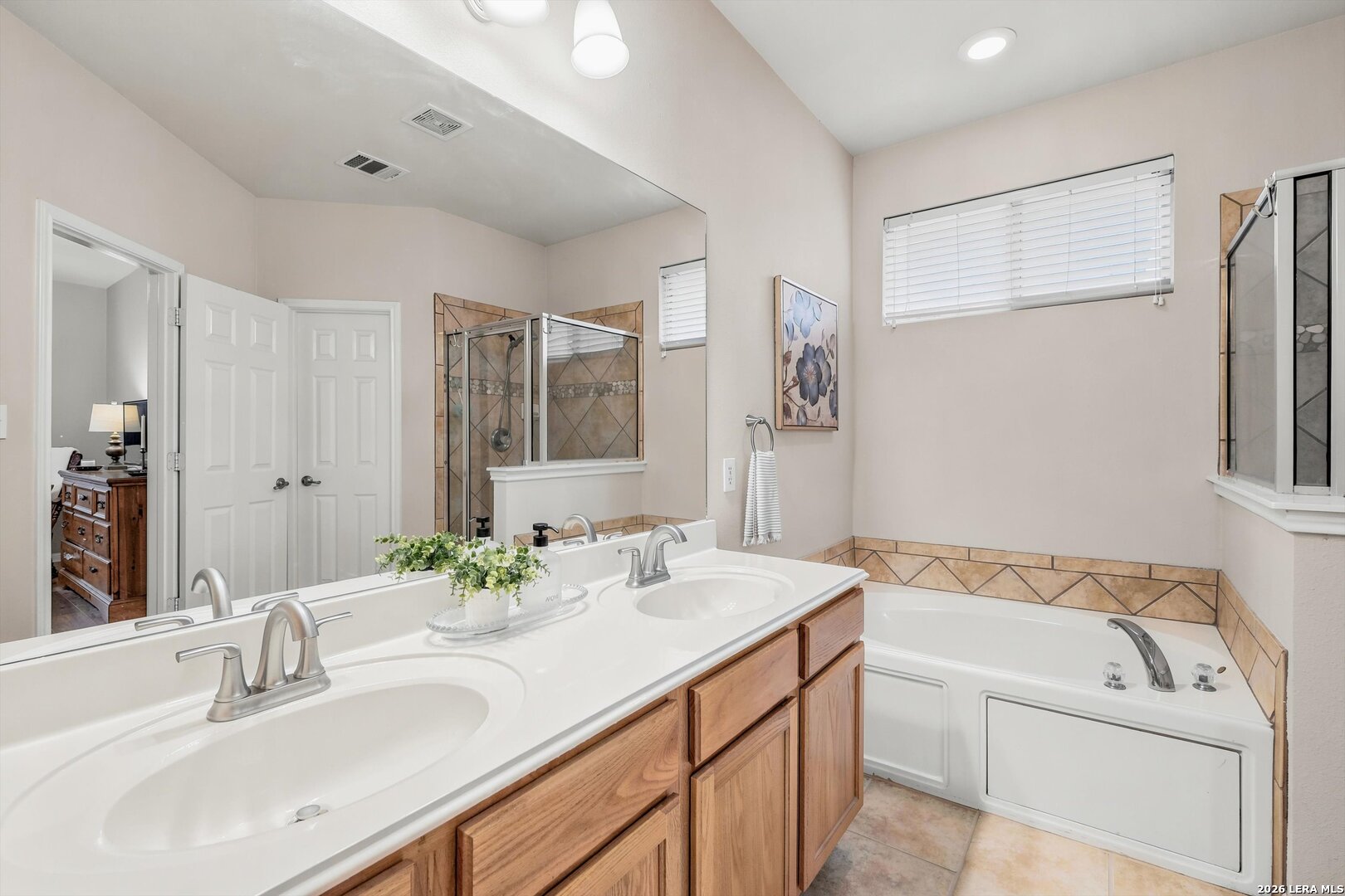 1207 Sand Wedge San Antonio TX 78258