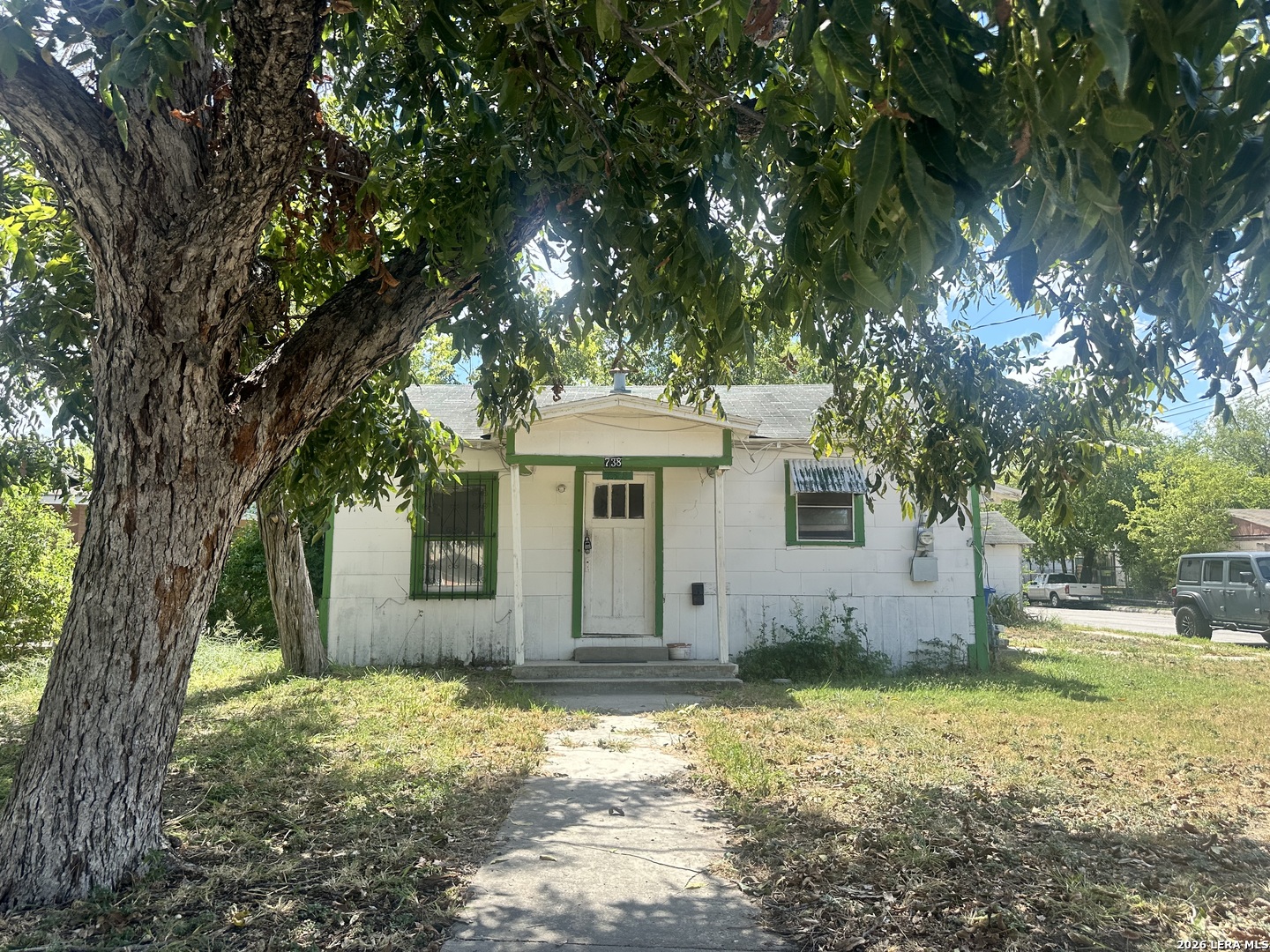 738 W Harding San Antonio TX 78221