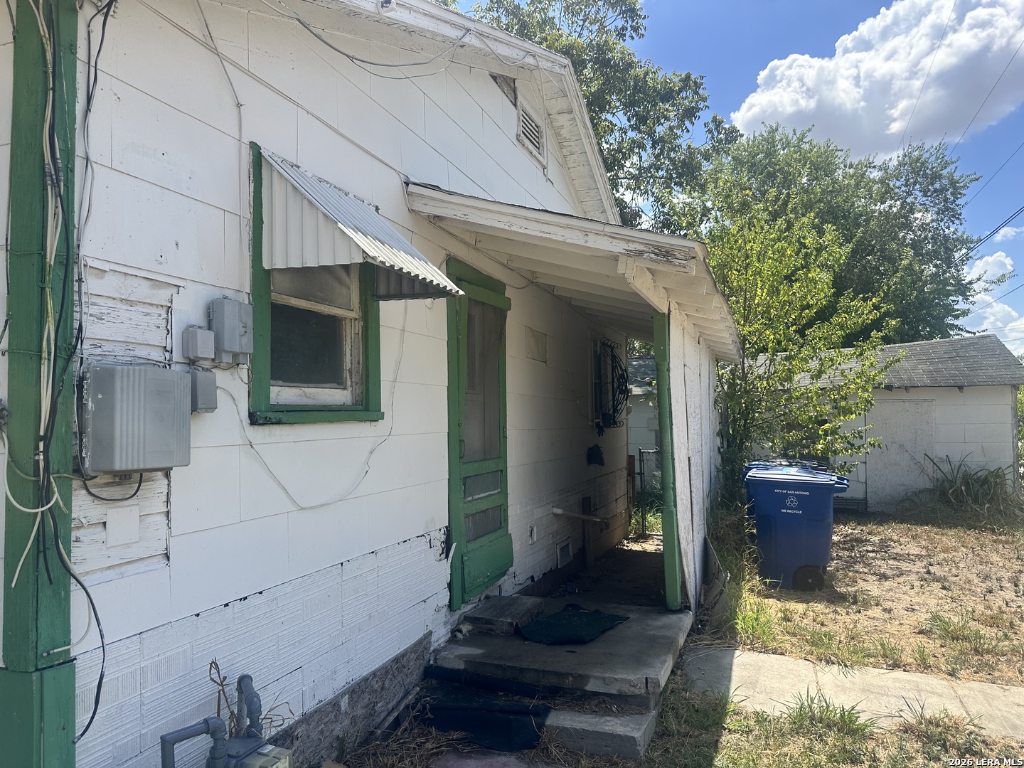 738 W Harding San Antonio TX 78221