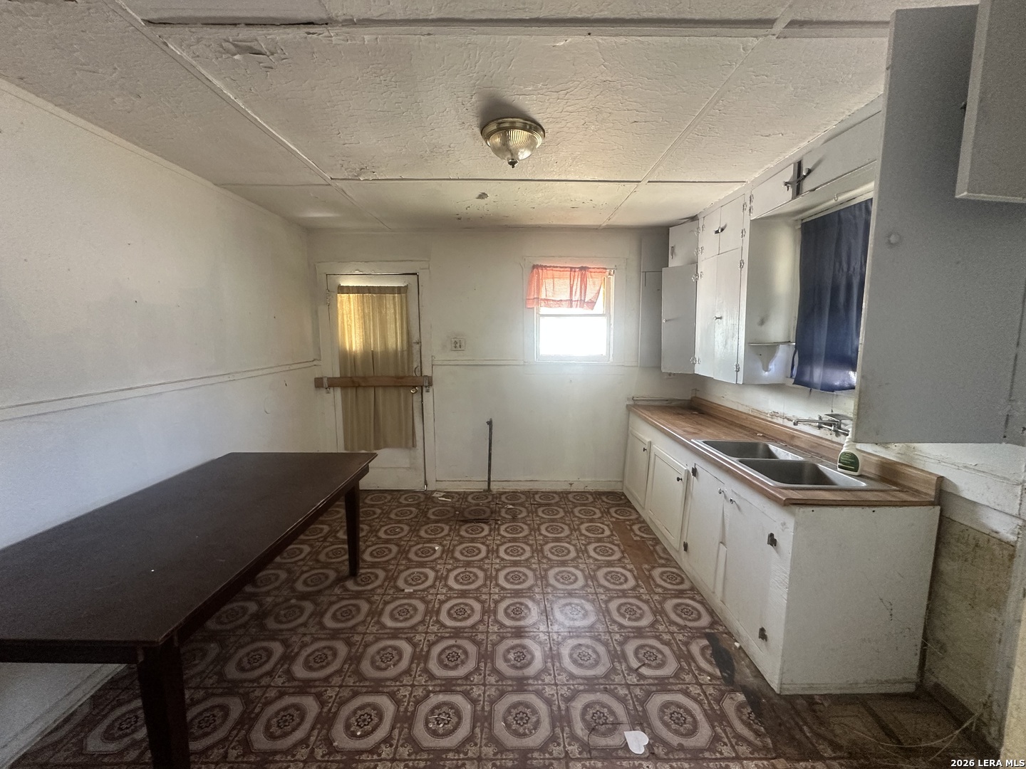 738 W Harding San Antonio TX 78221