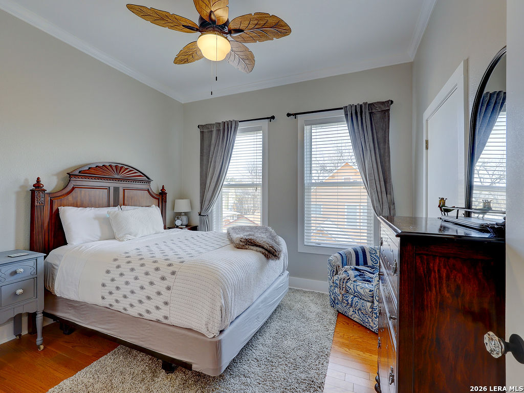 400 E Guenther San Antonio TX 78210