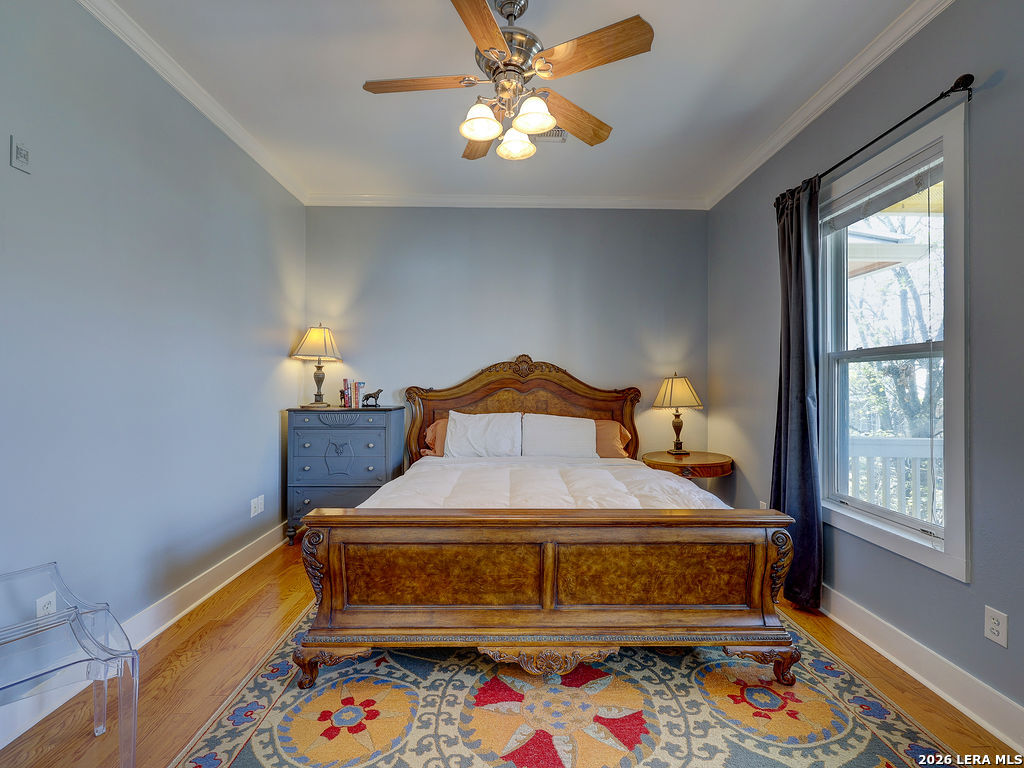 400 E Guenther San Antonio TX 78210