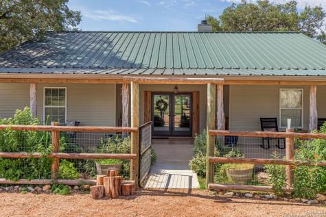 1141 Fm 3240 Bandera TX 78003