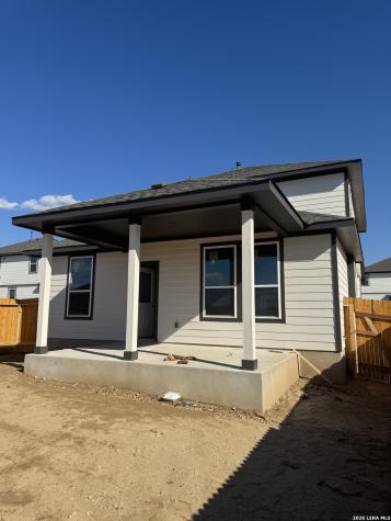 16403 Cardamom Alley Elmendorf TX 78112