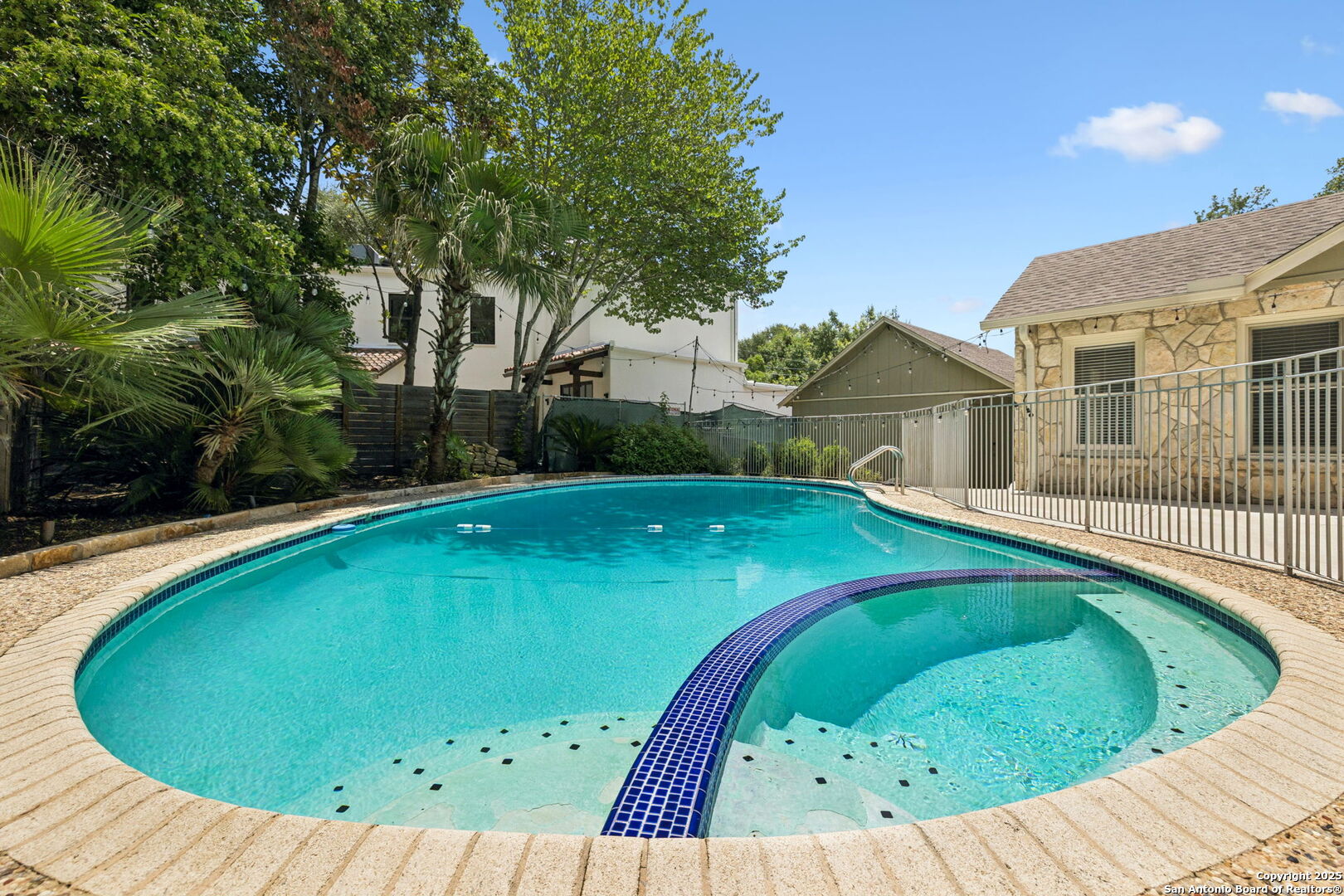 102 Nacogdoches San Antonio TX 78209