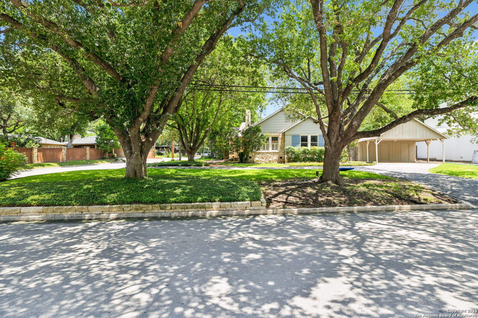 102 Nacogdoches San Antonio TX 78209