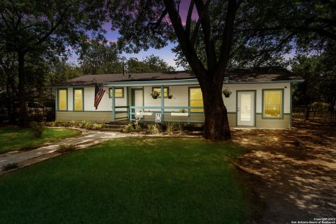 2057 W Bridge Street New Braunfels TX 78130
