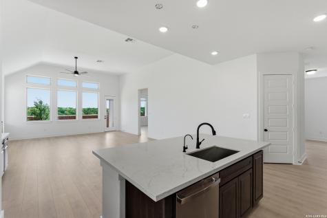 9350 Luke Path San Antonio TX 78254