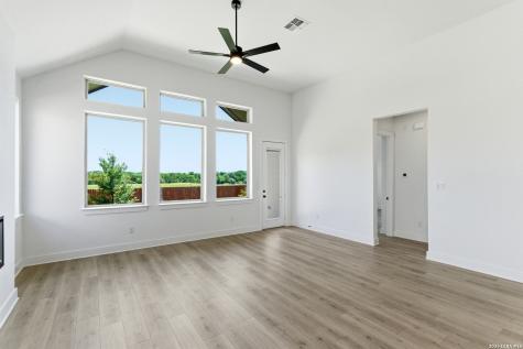 9350 Luke Path San Antonio TX 78254