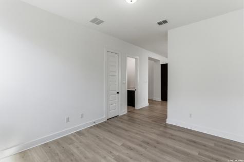 9350 Luke Path San Antonio TX 78254